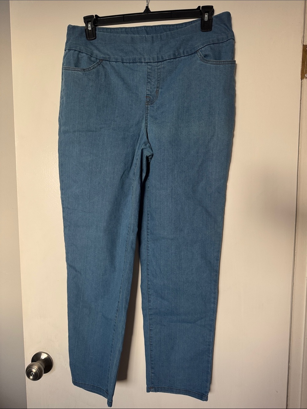 NWOT Woman Within Medium Blue Pull-On Jeans 16W
